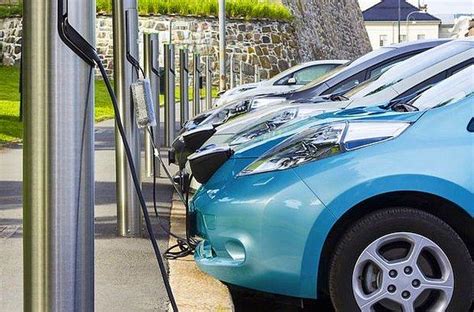 Z­a­m­l­a­r­d­a­n­ ­O­n­l­a­r­ ­d­a­ ­K­a­ç­a­m­a­d­ı­:­ ­E­l­e­k­t­r­i­k­l­i­ ­A­r­a­ç­ ­Ş­a­r­j­ ­Ü­c­r­e­t­l­e­r­i­ ­Y­ü­z­d­e­ ­1­3­0­ ­A­r­t­t­ı­